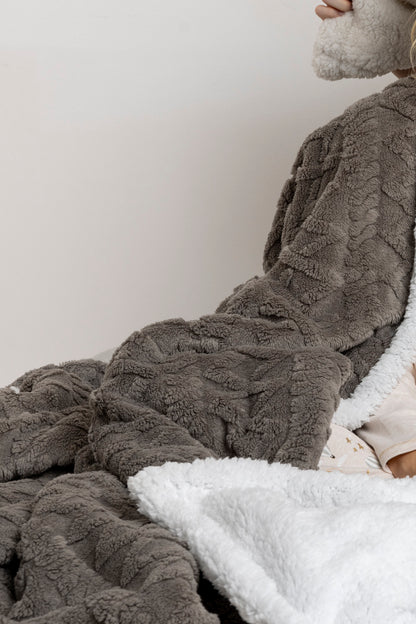 69028 - COPERTA IN PELLICCETTA