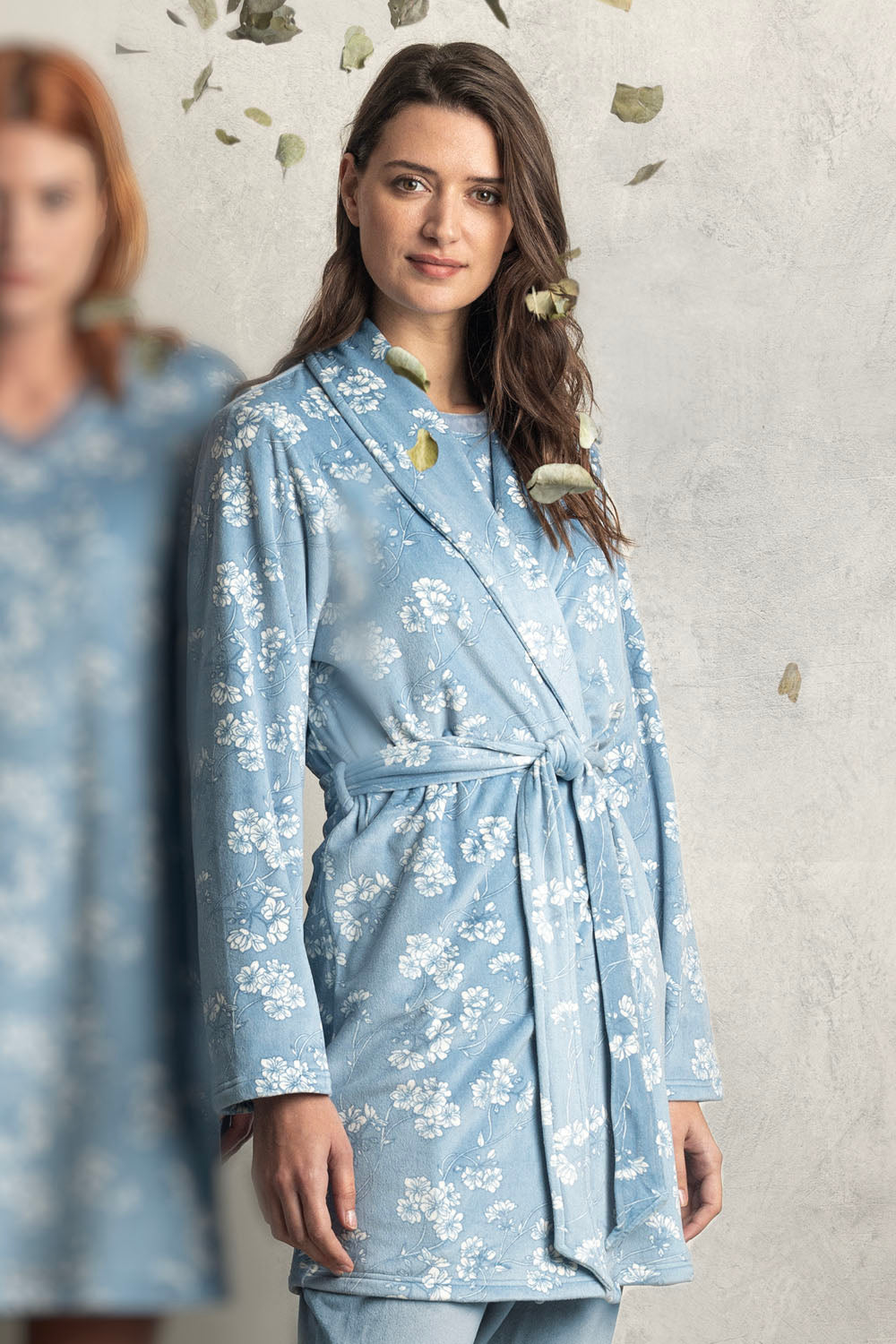 67090 - VESTAGLIA CON FIORI