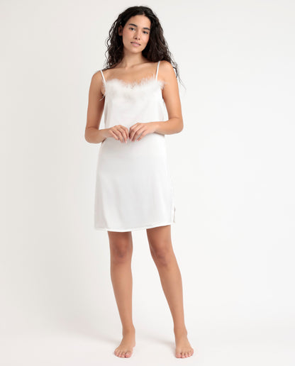 61322 - CAMICIA DA NOTTE SPOSA CON PIUME