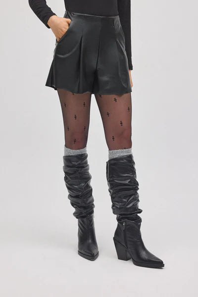 SHORTS EFFETTO PELLE NERA YSABEL MORA