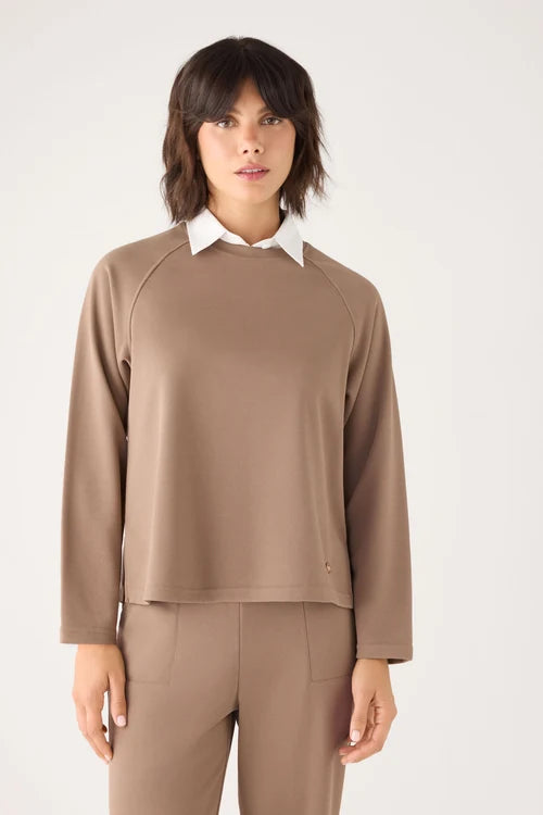 70750 - MAGLIONE CON SCOLLO TONDO IN PIQUE'