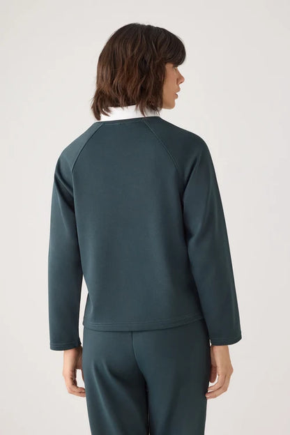70750 - MAGLIONE CON SCOLLO TONDO IN PIQUE'