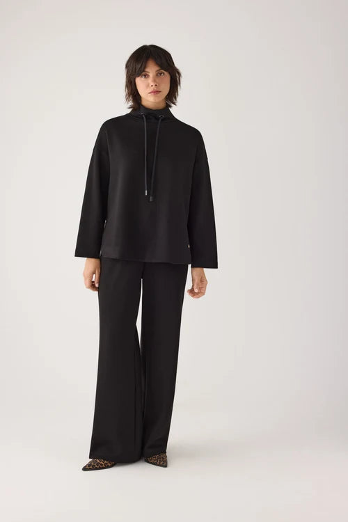 70753 - MAGLIONE A COLLO ALTO CON LACCI