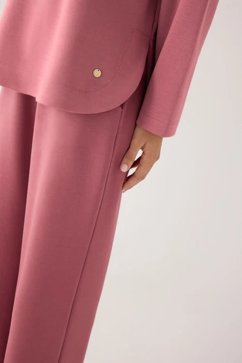70753 - MAGLIONE A COLLO ALTO CON LACCI