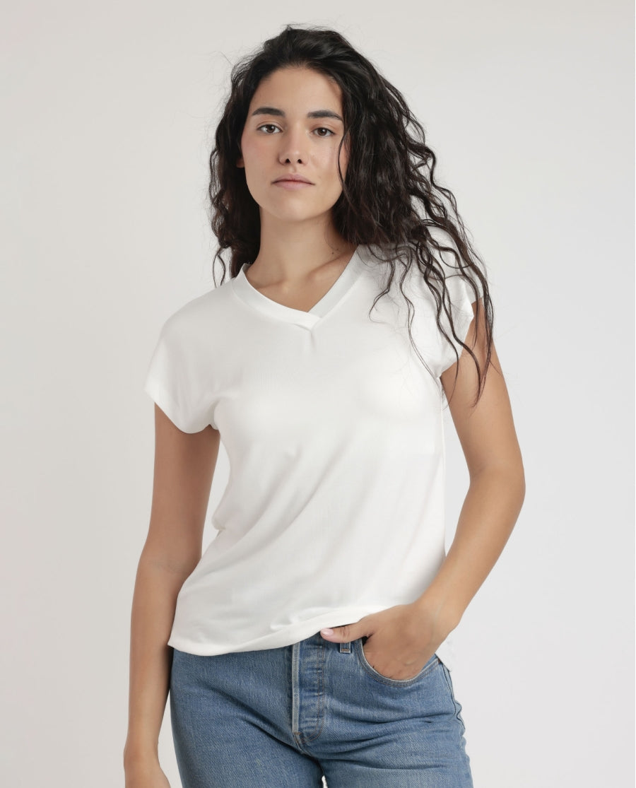 43623 - T-SHIRT A MANICA CORTA CON SCOLLO IN RASO