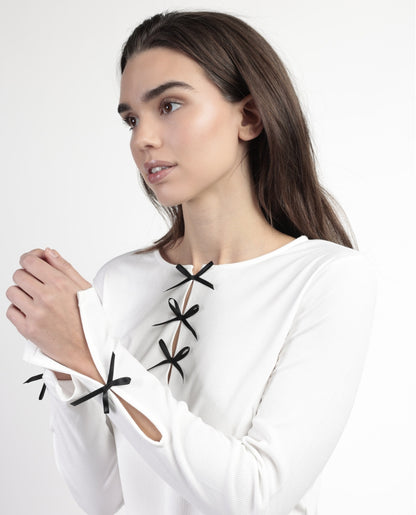 MAGLIA CON FIOCCHETTI ADMAS