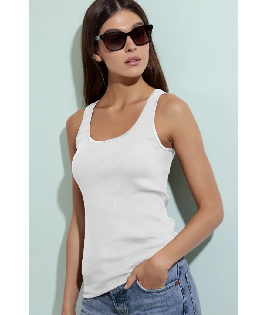 43644 - T-SHIRT SENZA MANICHE A COSTE VIVACE IN RASO